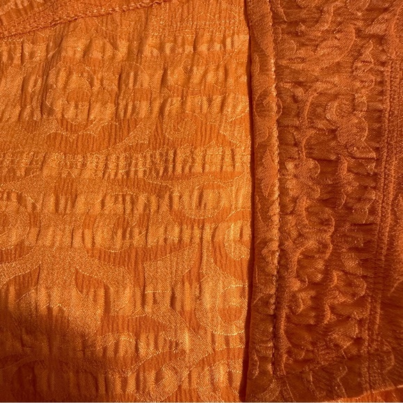 Talbots size 14 100% silk sleeveless top, orange, summer, lightweight, office - Picture 9 of 9